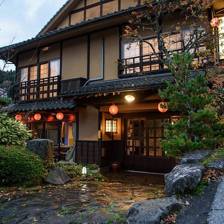 Hotel Yunohira Kamiyanagiya Yufu Esterno foto